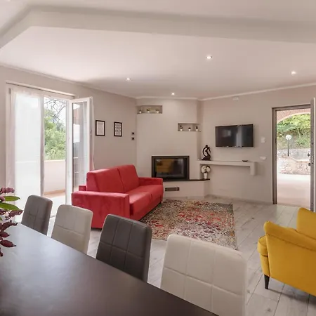 Lovely In With Kitchen