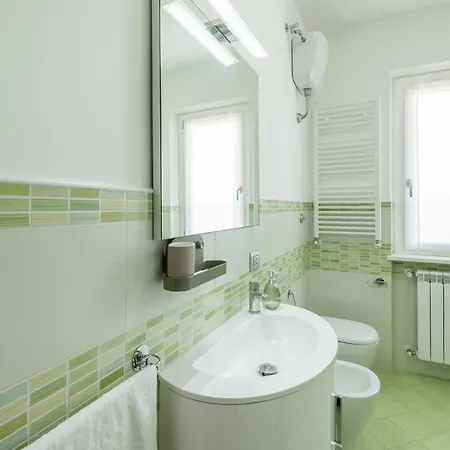 Lovely In With Kitchen *