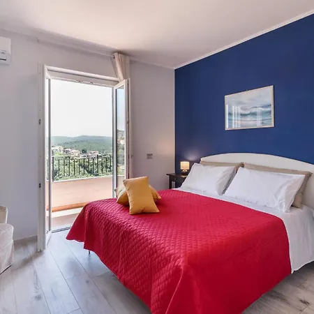 Lovely In With Kitchen *